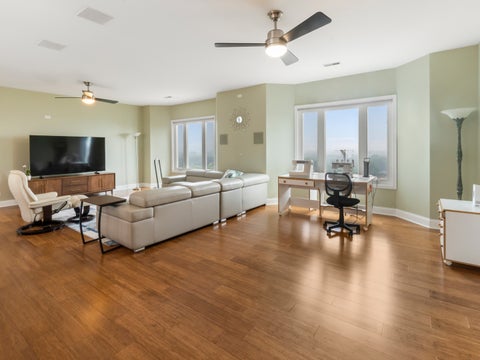 Tiny photo for 1 Renaissance Place #1PH, Palatine, IL 60067 (MLS # 12762927)