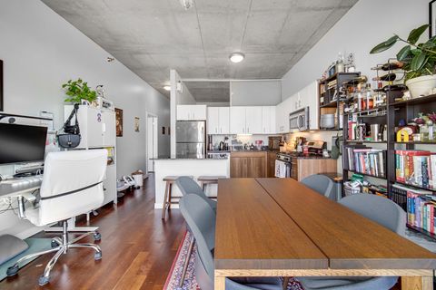 Tiny photo for 235 W VAN BUREN Street #2307, Chicago, IL 60607 (MLS # 12612871)