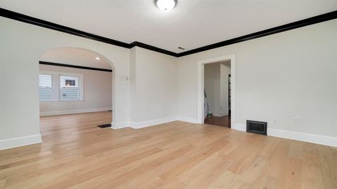 Tiny photo for 1611 Jackson Street, Rockford, IL 61107 (MLS # 12581951)