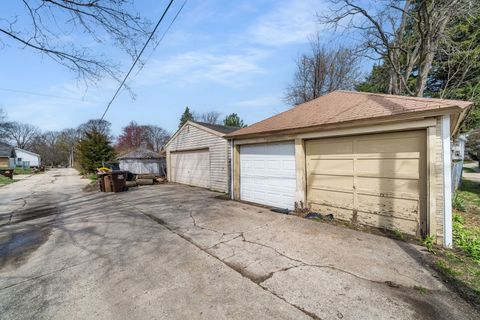 Tiny photo for 1611 Jackson Street, Rockford, IL 61107 (MLS # 12581951)