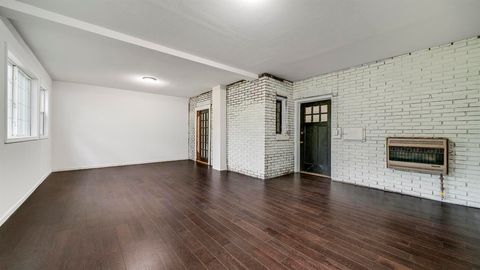 Tiny photo for 1611 Jackson Street, Rockford, IL 61107 (MLS # 12581951)