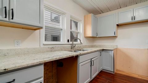 Tiny photo for 1611 Jackson Street, Rockford, IL 61107 (MLS # 12581951)