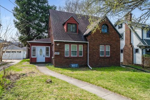 Tiny photo for 1611 Jackson Street, Rockford, IL 61107 (MLS # 12581951)