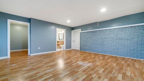 Tiny photo for 1611 Jackson Street, Rockford, IL 61107 (MLS # 12581951)