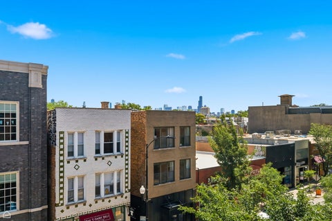 Tiny photo for 1728 N Damen Avenue #309, Chicago, IL 60647 (MLS # 12677591)