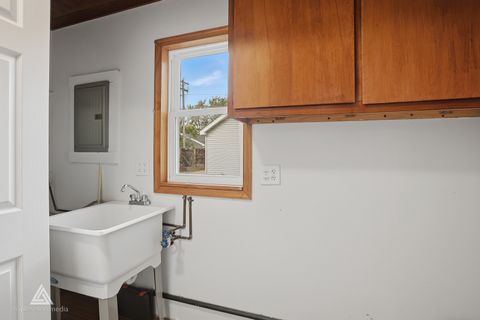 Tiny photo for 7034 W 114th Place, Worth, IL 60482 (MLS # 12500336)