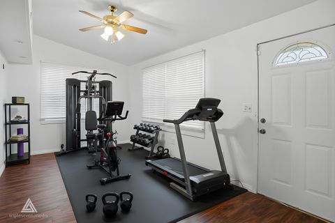 Tiny photo for 7034 W 114th Place, Worth, IL 60482 (MLS # 12500336)