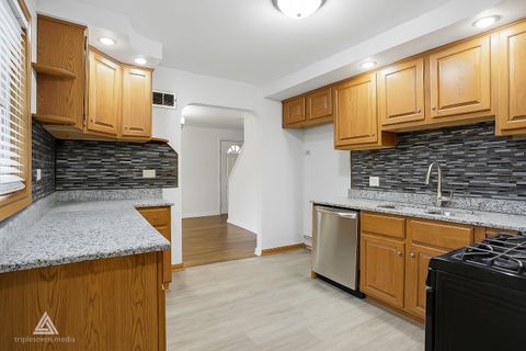 Tiny photo for 7034 W 114th Place, Worth, IL 60482 (MLS # 12500336)