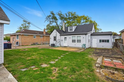 Tiny photo for 7034 W 114th Place, Worth, IL 60482 (MLS # 12500336)