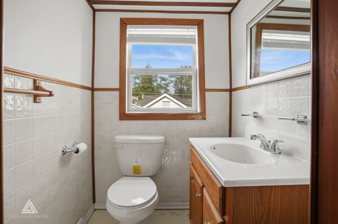 Tiny photo for 7034 W 114th Place, Worth, IL 60482 (MLS # 12500336)