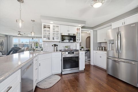 Tiny photo for 25 Helen Street, Streator, IL 61364 (MLS # 12589455)