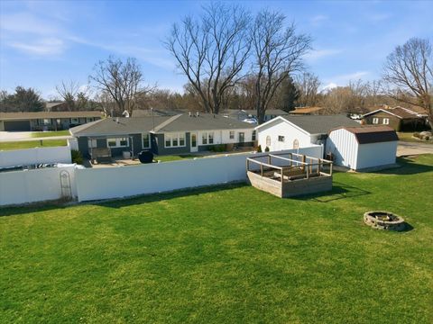 Tiny photo for 25 Helen Street, Streator, IL 61364 (MLS # 12589455)