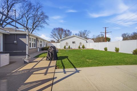 Tiny photo for 25 Helen Street, Streator, IL 61364 (MLS # 12589455)