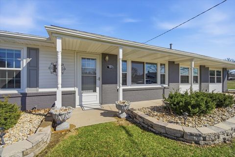 Tiny photo for 25 Helen Street, Streator, IL 61364 (MLS # 12589455)