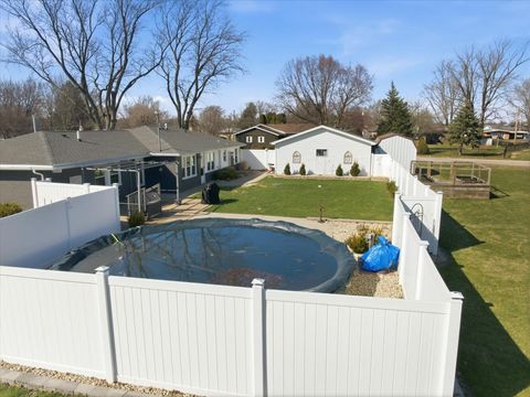 Tiny photo for 25 Helen Street, Streator, IL 61364 (MLS # 12589455)