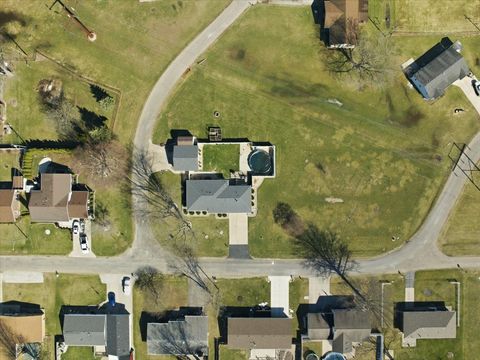 Tiny photo for 25 Helen Street, Streator, IL 61364 (MLS # 12589455)