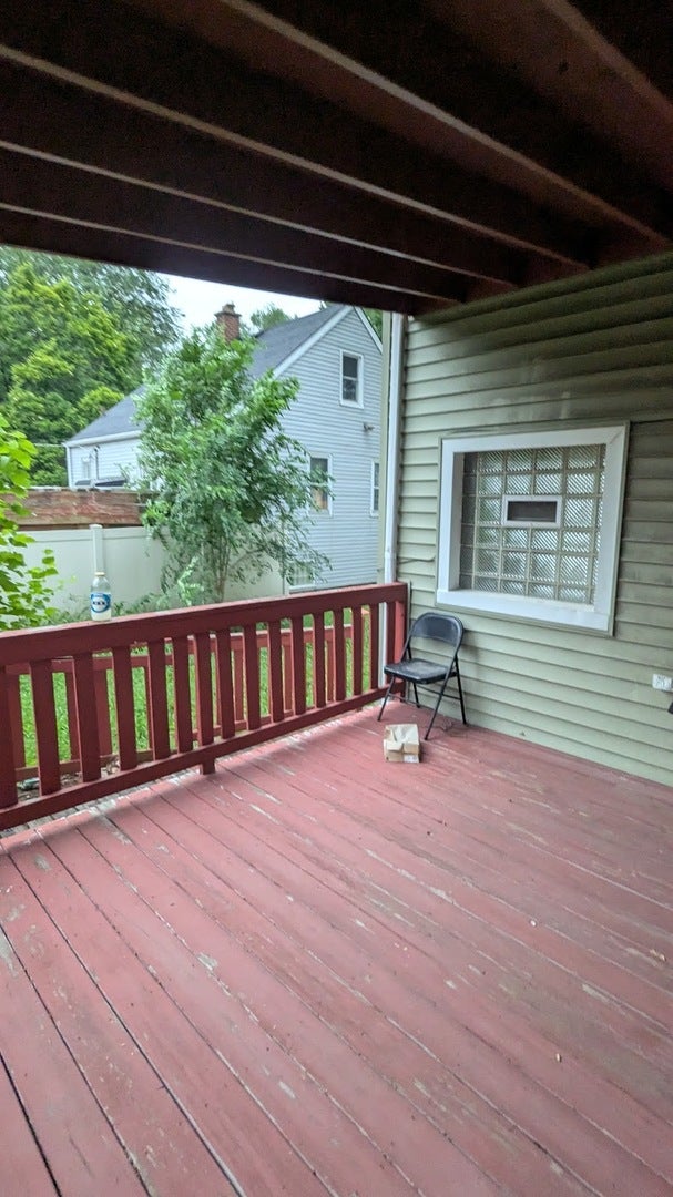 815 W 122nd Street