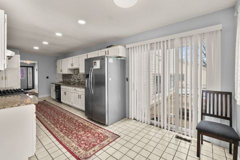 Tiny photo for 1767 Hemlock Drive, Glendale Heights, IL 60139 (MLS # 12559494)