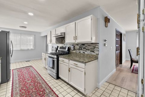 Tiny photo for 1767 Hemlock Drive, Glendale Heights, IL 60139 (MLS # 12559494)