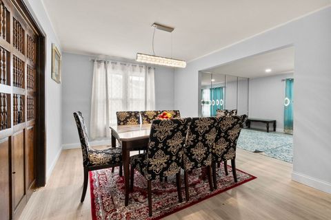 Tiny photo for 1767 Hemlock Drive, Glendale Heights, IL 60139 (MLS # 12559494)