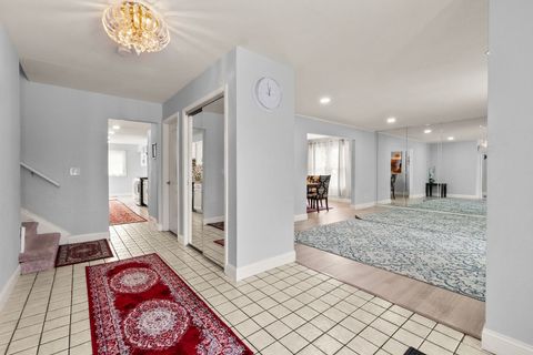 Tiny photo for 1767 Hemlock Drive, Glendale Heights, IL 60139 (MLS # 12559494)