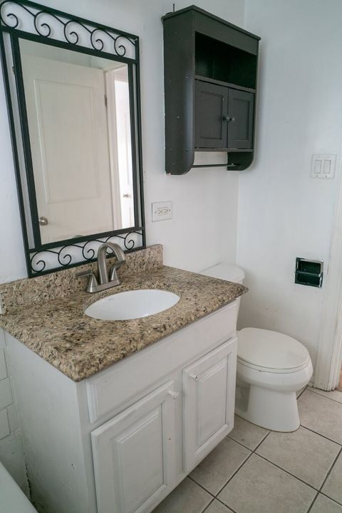 Tiny photo for 3505 Oak Park Avenue #B3, Berwyn, IL 60402 (MLS # 12462967)