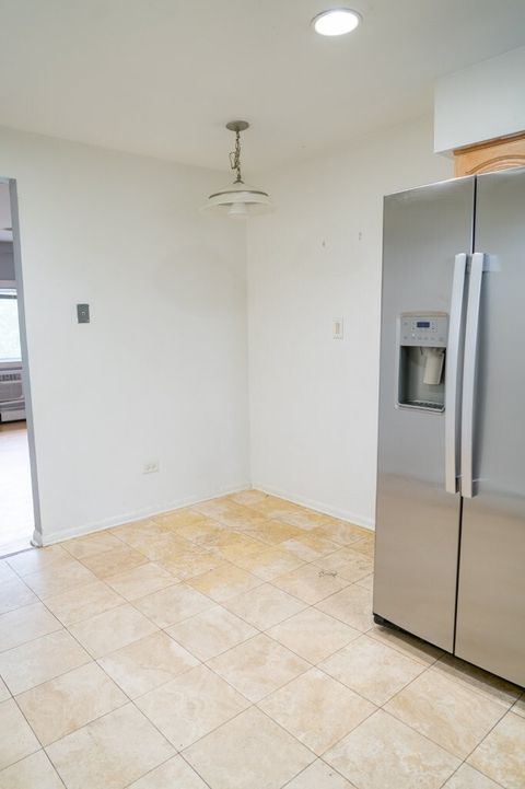 Tiny photo for 3505 Oak Park Avenue #B3, Berwyn, IL 60402 (MLS # 12462967)