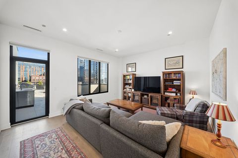 Tiny photo for 323 S Racine Avenue #PHD, Chicago, IL 60607 (MLS # 12616637)