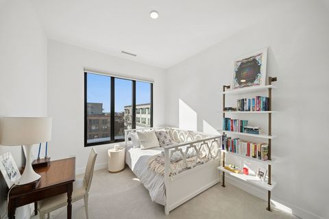 Tiny photo for 323 S Racine Avenue #PHD, Chicago, IL 60607 (MLS # 12616637)