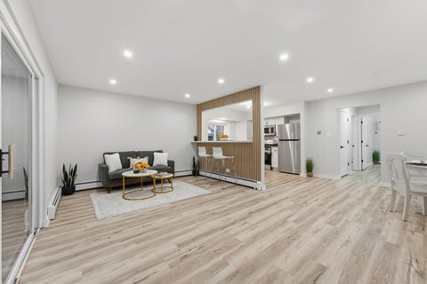 Tiny photo for 831 S Dwyer Avenue #A, Arlington Heights, IL 60005 (MLS # 12797525)