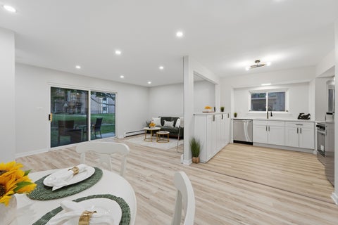 Tiny photo for 831 S Dwyer Avenue #A, Arlington Heights, IL 60005 (MLS # 12797525)
