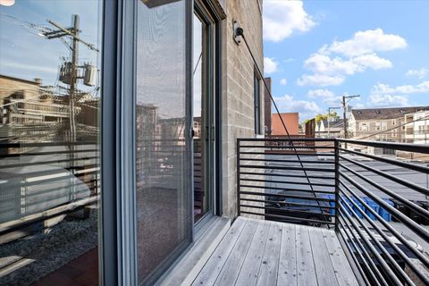 Tiny photo for 3434 N SOUTHPORT Avenue #2, Chicago, IL 60657 (MLS # 12484571)