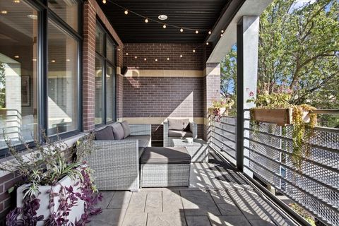 Tiny photo for 3434 N SOUTHPORT Avenue #2, Chicago, IL 60657 (MLS # 12484571)