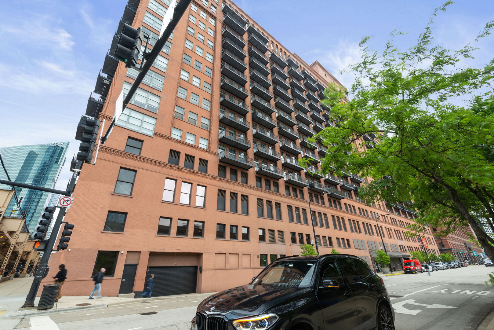 165 N Canal Street N 1219