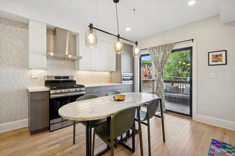 Tiny photo for 5838 N Glenwood Avenue #2S, Chicago, IL 60660 (MLS # 12541435)