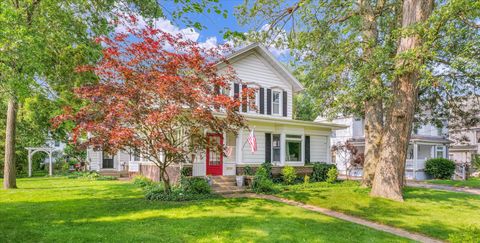 Tiny photo for 320 E Locust Street, Watseka, IL 60970 (MLS # 12385372)