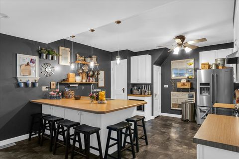 Tiny photo for 320 E Locust Street, Watseka, IL 60970 (MLS # 12385372)