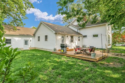 Tiny photo for 320 E Locust Street, Watseka, IL 60970 (MLS # 12385372)