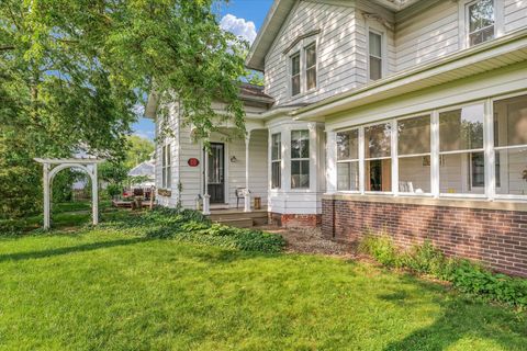 Tiny photo for 320 E Locust Street, Watseka, IL 60970 (MLS # 12385372)