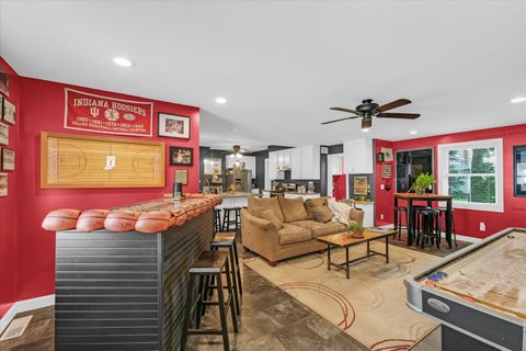 Tiny photo for 320 E Locust Street, Watseka, IL 60970 (MLS # 12385372)