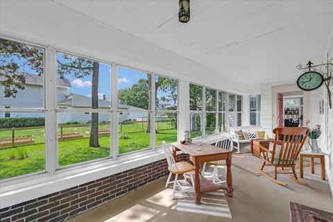 Tiny photo for 320 E Locust Street, Watseka, IL 60970 (MLS # 12385372)