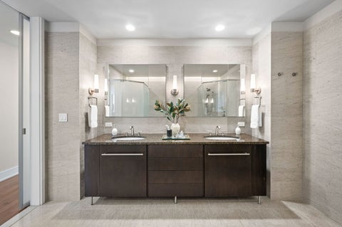 Tiny photo for 401 N Wabash Avenue #79B, Chicago, IL 60611 (MLS # 12696623)