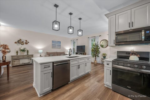 Tiny photo for 1954 Cobblestone Drive, Carpentersville, IL 60110 (MLS # 12782313)