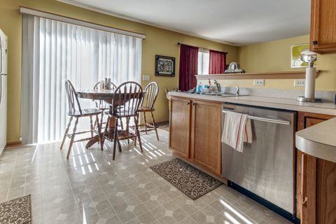 Tiny photo for 21449 Carlton Street, Crest Hill, IL 60403 (MLS # 12564167)