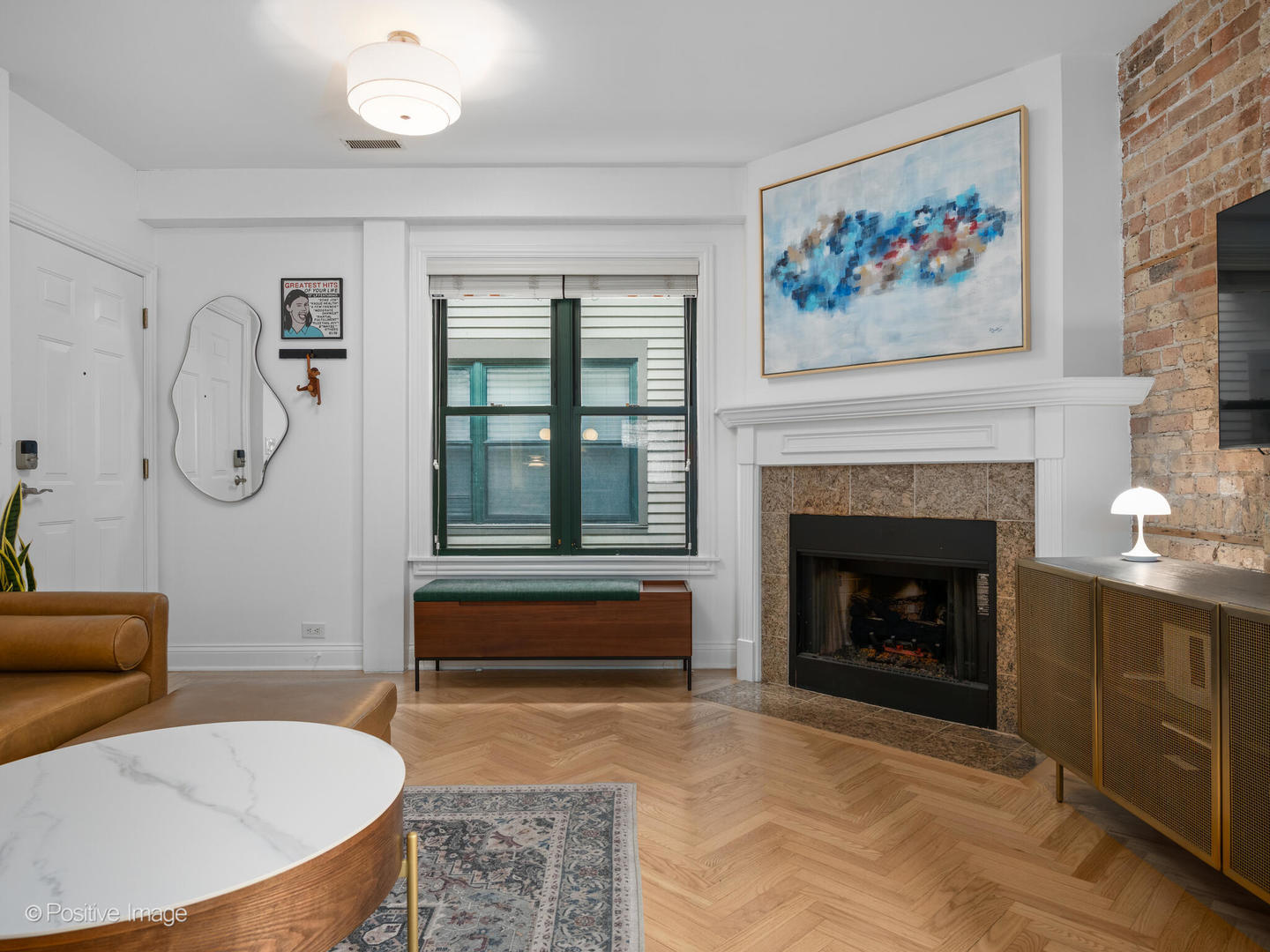 1013 W Webster Avenue 7