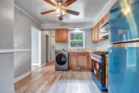 Tiny photo for 506 Wildwood Drive, Park Forest, IL 60466 (MLS # 12494161)