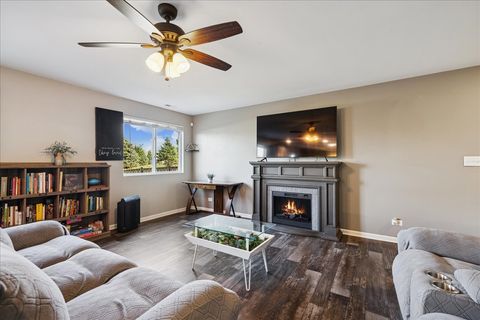 Tiny photo for 1731 Dempsey Circle, Pingree Grove, IL 60140 (MLS # 12470502)