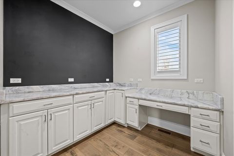 Tiny photo for 25 Clay Court, Lake Bluff, IL 60044 (MLS # 12611259)