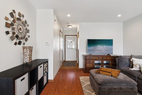 Tiny photo for 25 N Oltendorf Road, Streamwood, IL 60107 (MLS # 12613728)