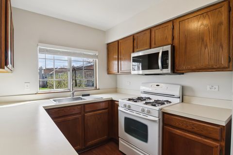 Tiny photo for 25 N Oltendorf Road, Streamwood, IL 60107 (MLS # 12613728)